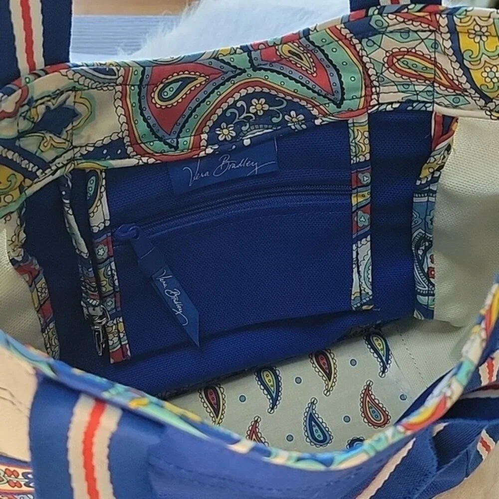 VERA BRADLEY Marina Paisley Print Blue‎ Cream Colorblock Double Handle Boho Tote